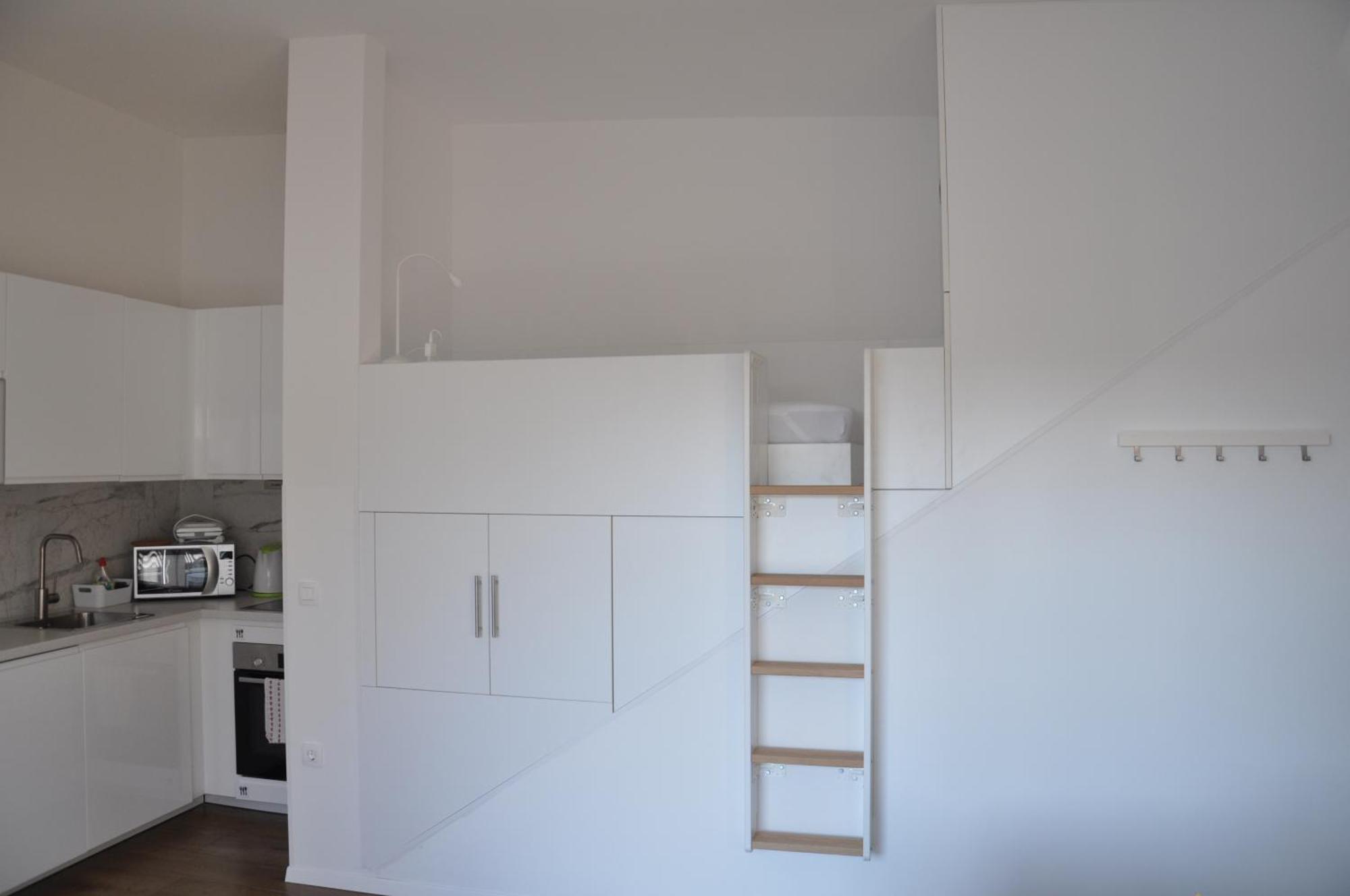 Apartments Trnovo ลูบลิยานา ภายนอก รูปภาพ